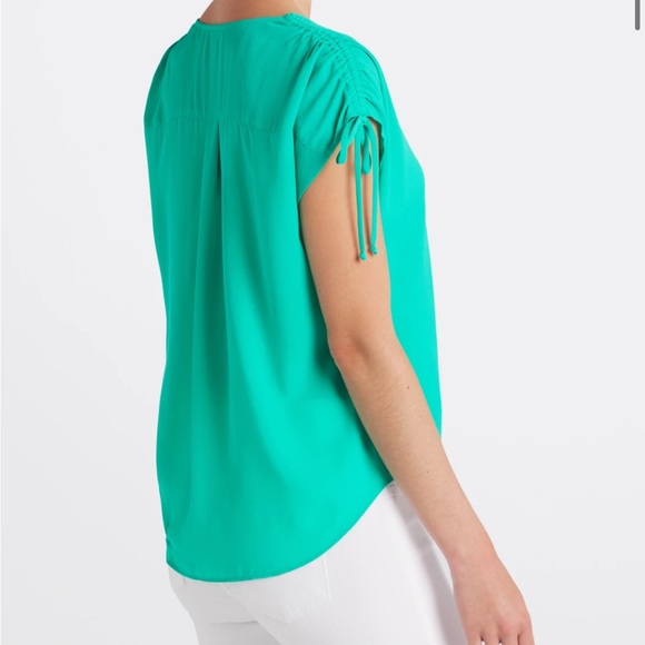 Finnley Button Detail Blouse - Picture 4 of 4